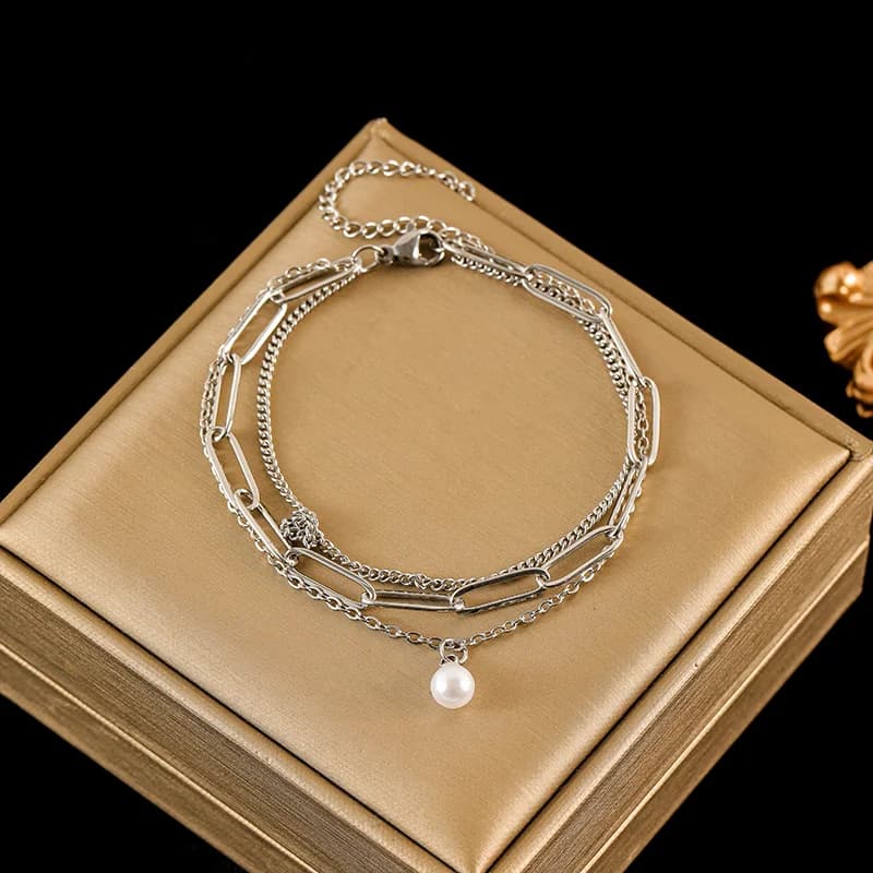 צמיד קסם (Charm) בצבע כסף לנשים